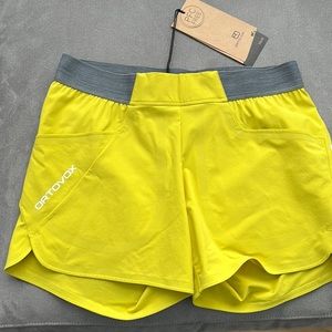 Nwt ortovox selva short
